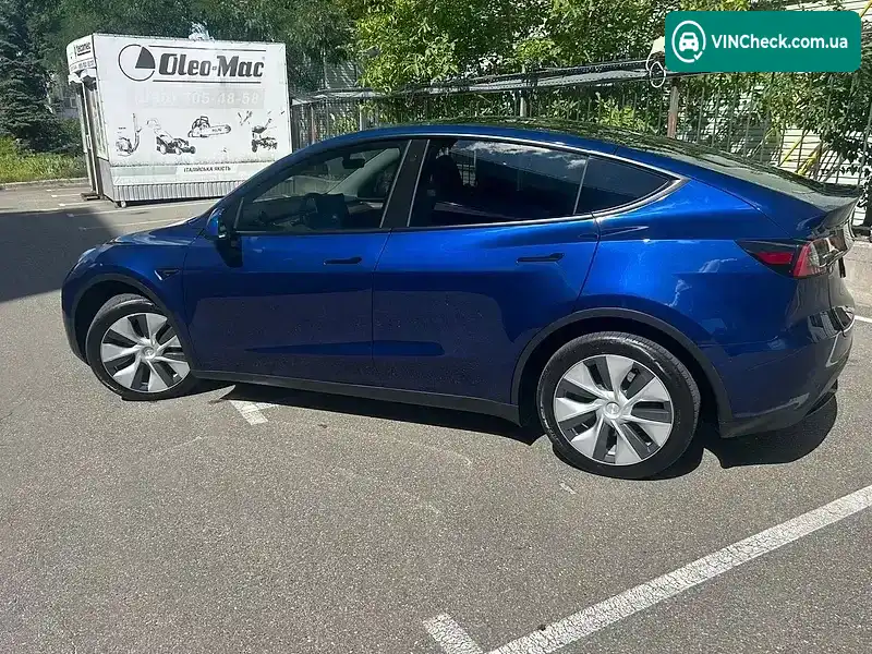 Tesla Model Y 2023, фото з оголошення 1 з 20, VIN 7SAYGDEE8PA090245