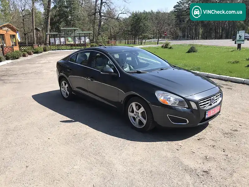 Volvo S60 2013, фото з оголошення 2 з 20, VIN YV1612FS4D2230947