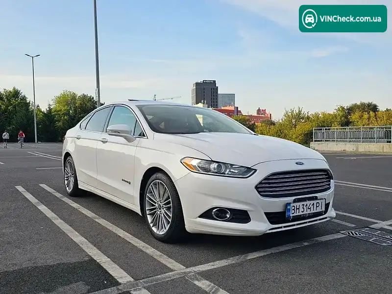 Ford Fusion 2013, фото з оголошення 1 з 14, VIN 3FA6P0LU1DR157455