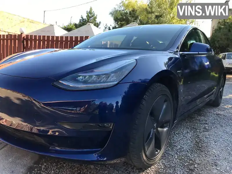 Tesla Model 3 2019, фото з оголошення 1 з 21, VIN 5YJ3E1EB1KF214224