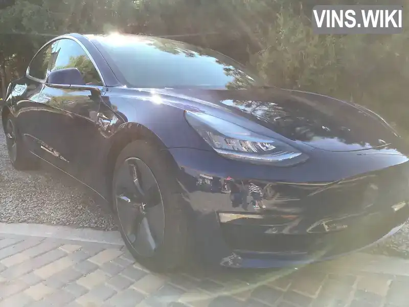 Tesla Model 3 2019, фото з оголошення 2 з 21, VIN 5YJ3E1EB1KF214224