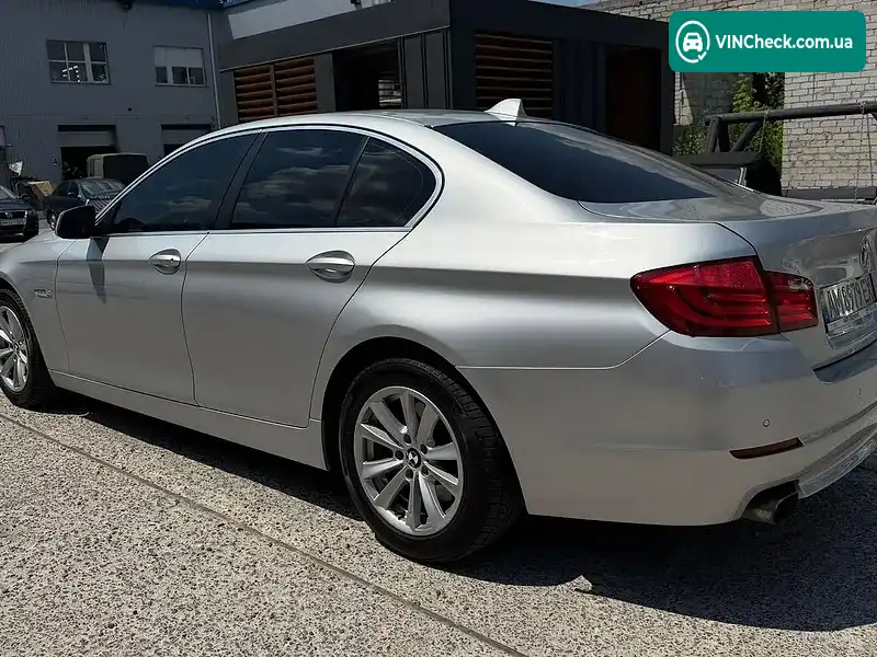 BMW 5 Series 2011, фото з оголошення 2 з 20, VIN WBAFW1103BC660237