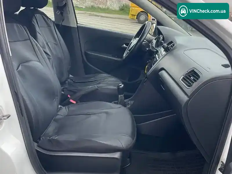 Volkswagen Polo 2016, фото з оголошення 2 з 9, VIN XW8ZZZ61ZGG035397