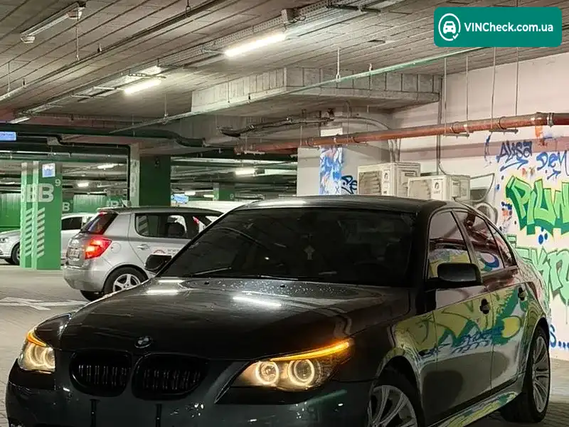 BMW 5 Series 2004, фото з оголошення 1 з 13, VIN WBANC71040B644459