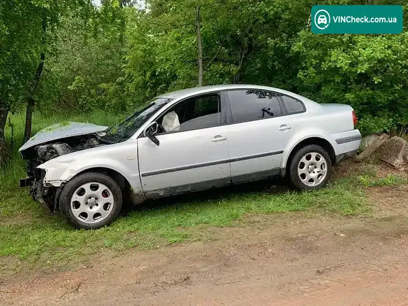 Volkswagen Passat 1998, фото з оголошення 1 з 16, VIN WVWZZZ3BZWP354930