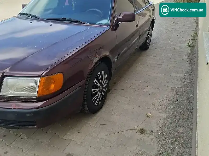 Audi 100 1992, фото з оголошення 2 з 11, VIN WAUZZZ4AZNN050749
