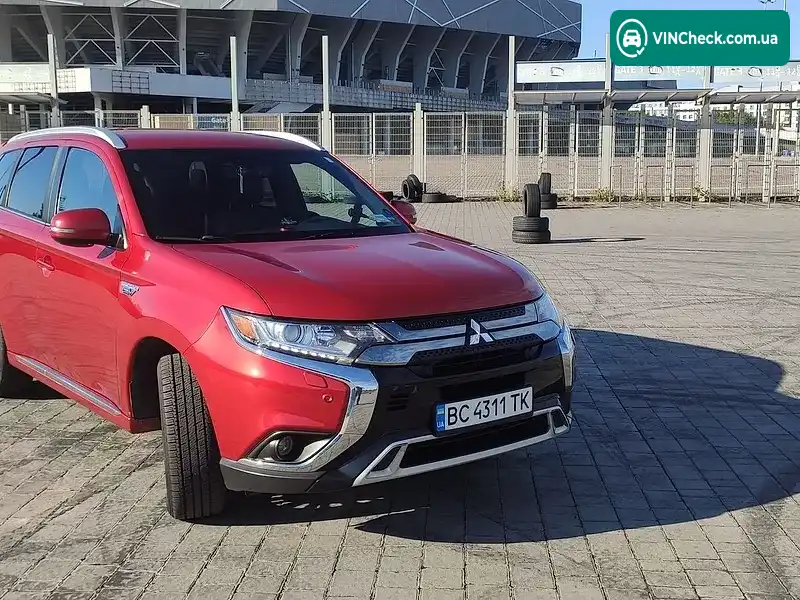Mitsubishi Outlander 2019, фото з оголошення 2 з 20, VIN JA4J24A50KZ038286