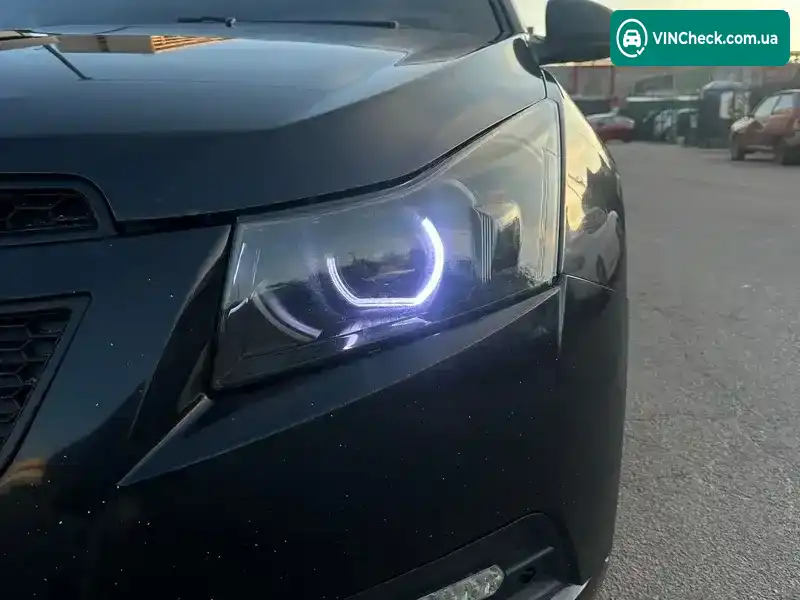 Chevrolet Cruze 2015, фото з оголошення 2 з 12, VIN 1G1PC5SG0G7219077