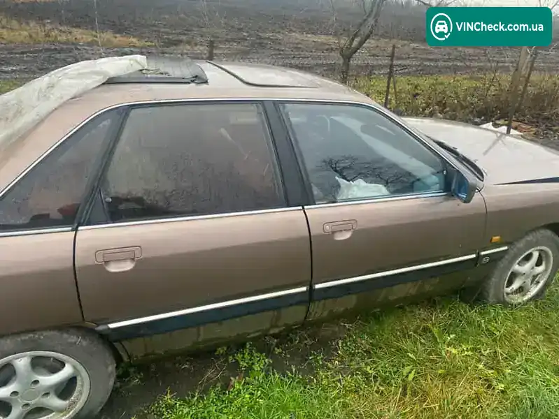 Audi 100 1986, фото з оголошення 1 з 9, VIN WAHZZZ44ZHN064975