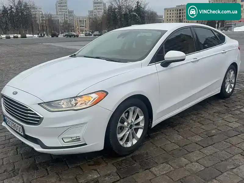 Ford Fusion 2019, фото з оголошення 2 з 9, VIN 3FA6P0HDXKR193926