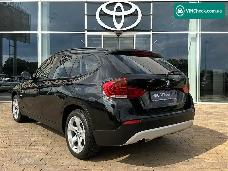 BMW X1 2012, фото з оголошення 2 з 13, VIN WBAVL31000VS12684
