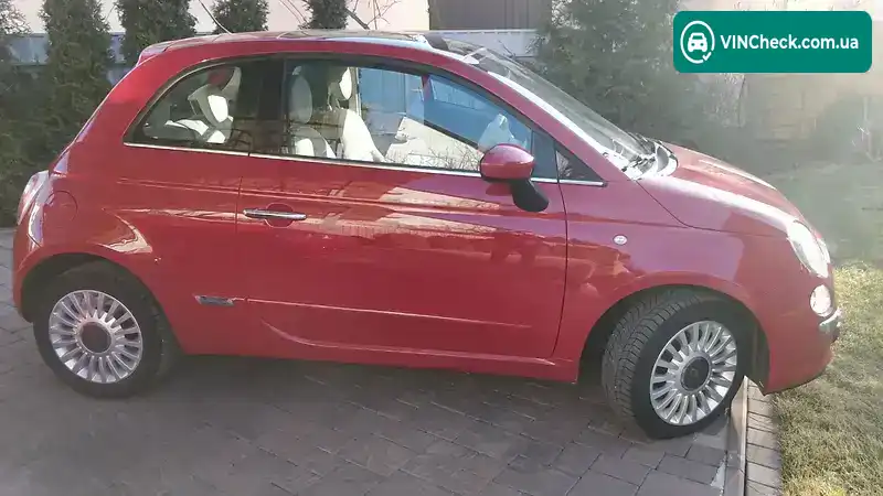 Fiat 500 2010, фото з оголошення 2 з 13, VIN ZFA41200000382628