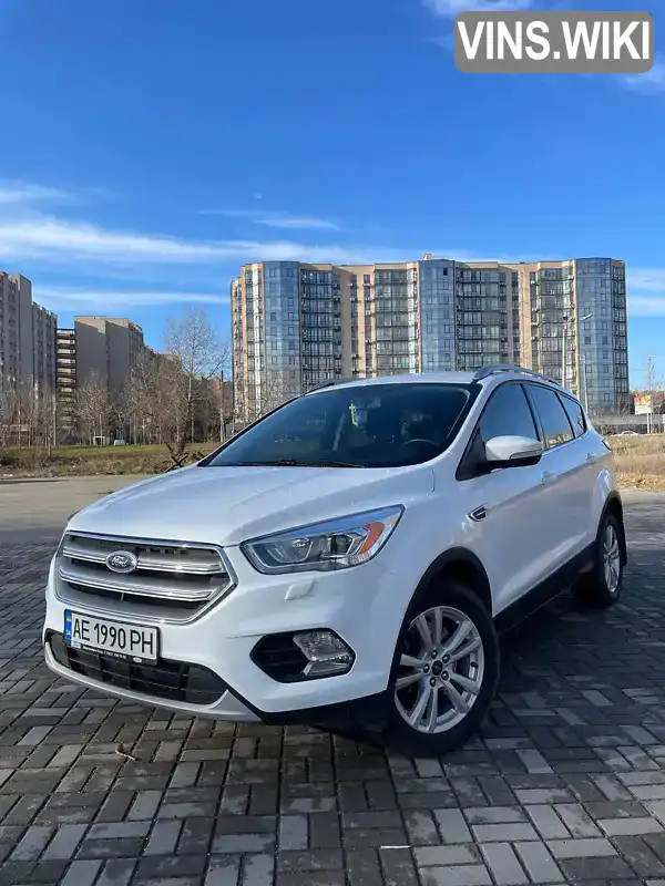 Ford Kuga 2017, фото з оголошення 1 з 19, VIN WF0AXXWPMAHM00294