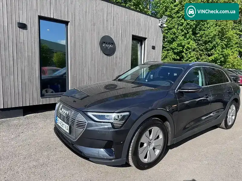 Audi e-tron 2019, фото з оголошення 1 з 15, VIN WAUZZZGE7LB008170