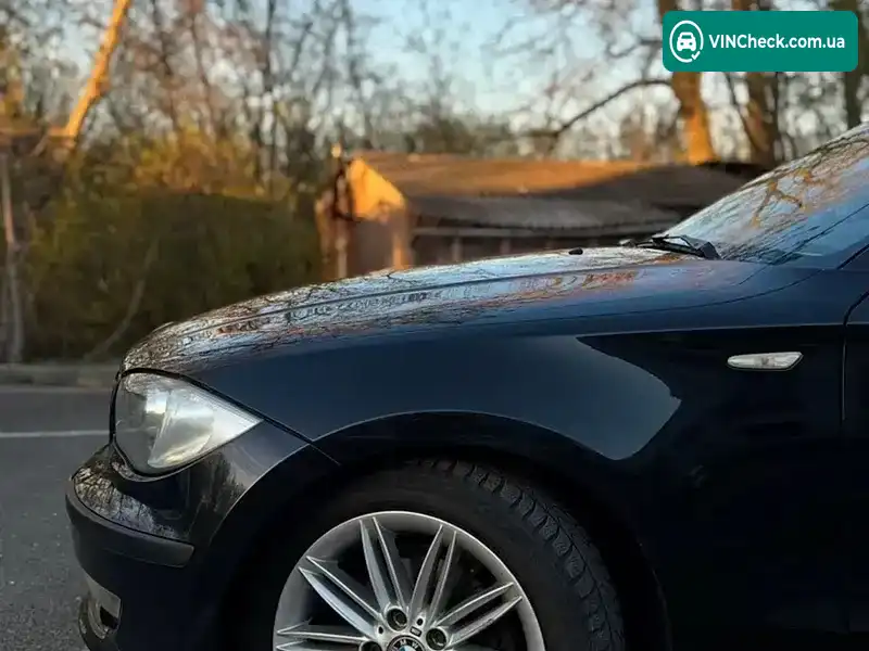 BMW 1 Series 2010, фото з оголошення 2 з 21, VIN WBAUH51020E659879