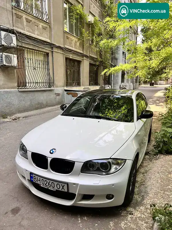 BMW 1 Series 2010, фото з оголошення 2 з 16, VIN WBAUB31070VJ81352