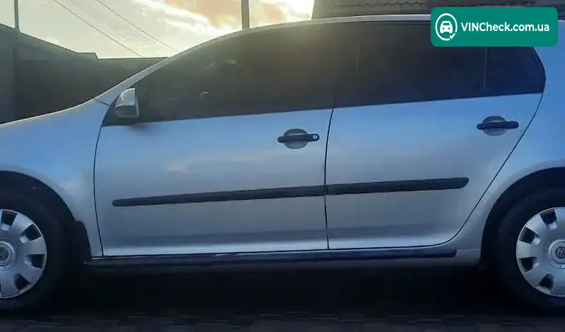 Volkswagen Golf 2005, фото з оголошення 2 з 9, VIN WVWZZZ1KZ5Z000210