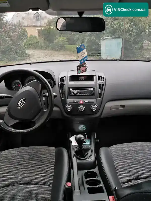 Kia Ceed 2008, фото з оголошення 2 з 7, VIN U5YFF24129L147601