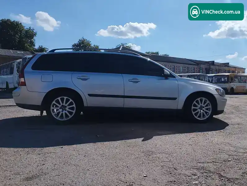 Volvo V50 2005, фото з оголошення 2 з 19, VIN YV1MW755162175047