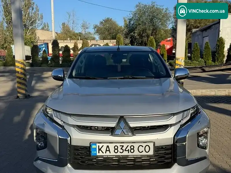 Mitsubishi L 200 2020, фото з оголошення 2 з 19, VIN MMCJLKL10MH000888