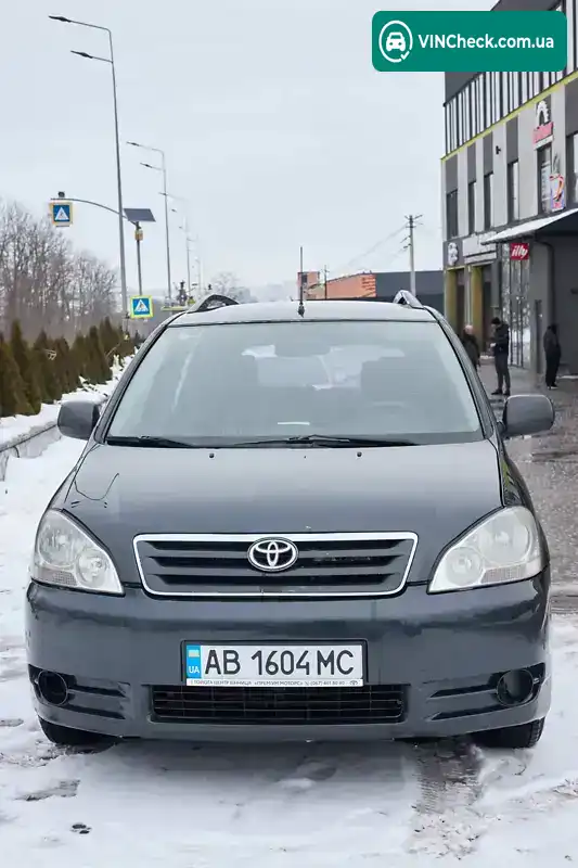 Toyota Avensis Verso 2002, фото з оголошення 2 з 9, VIN JTEGH22B505002049