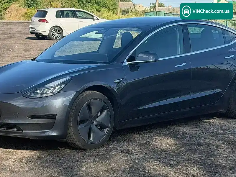 Tesla Model 3 2019, фото з оголошення 2 з 20, VIN 5YJ3E7EA6LF541245