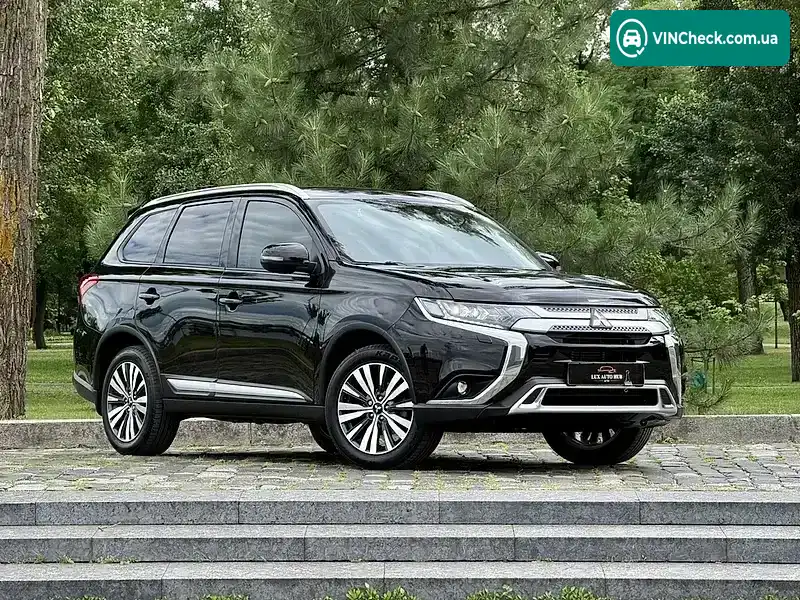 Mitsubishi Outlander 2021, фото з оголошення 2 з 20, VIN JMBXTGF3WLZ001241