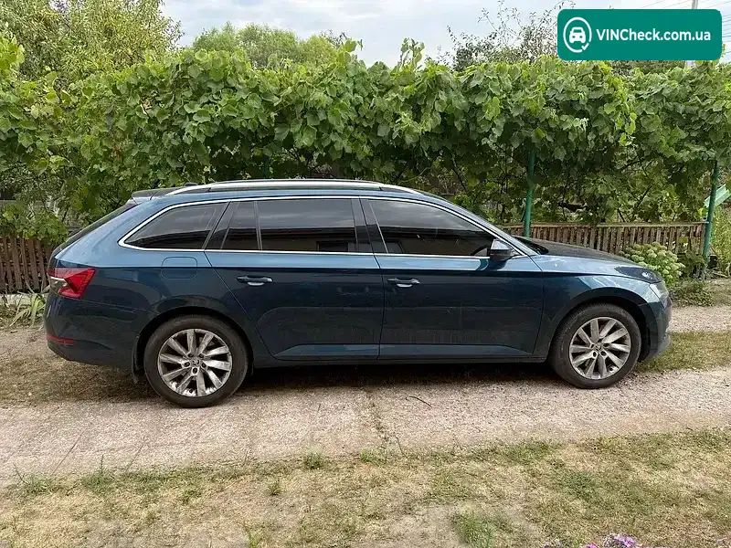 Skoda Superb 2020, фото з оголошення 2 з 11, VIN TMBLE8NP9MB300035
