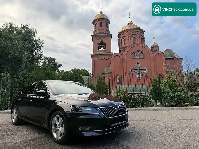 Skoda Superb 2016, фото з оголошення 1 з 19, VIN TMBAG7NP9H7017350