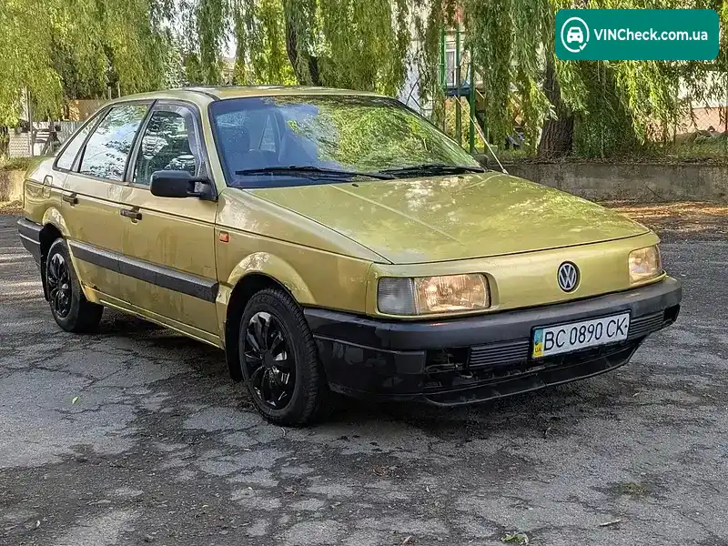 Volkswagen Passat 1993, фото з оголошення 1 з 10, VIN WVWZZZ31ZPE173432