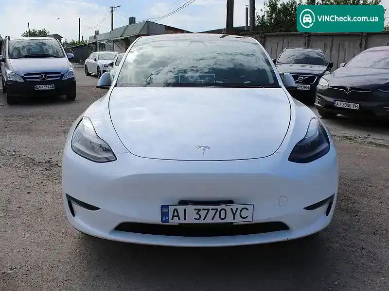 Tesla Model Y 2023, фото з оголошення 2 з 20, VIN LRWYGDFDXPC967611