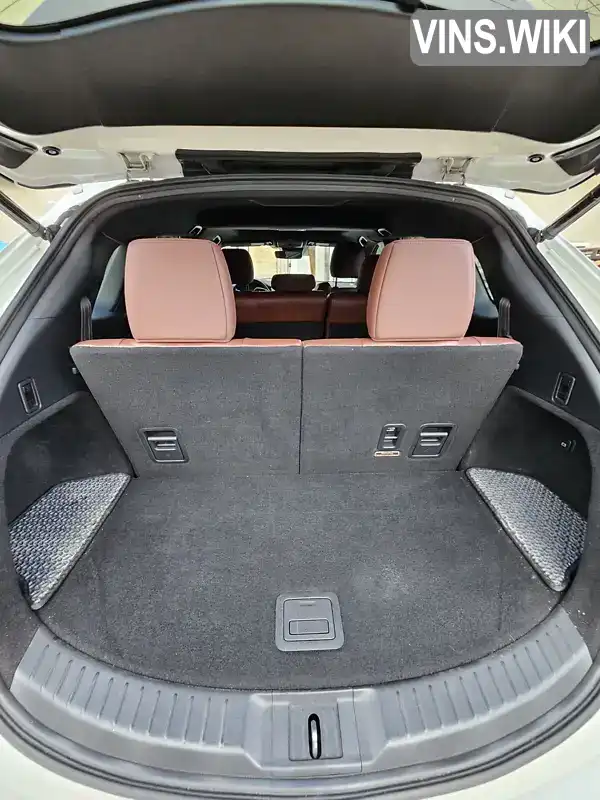 Mazda CX-9 2018, фото з оголошення 2 з 18, VIN JM3TCBEY2K0301510