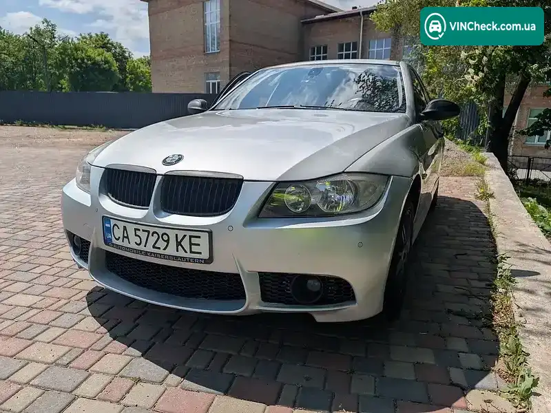 BMW 3 Series 2005, фото з оголошення 2 з 20, VIN WBAVA71030PR92357