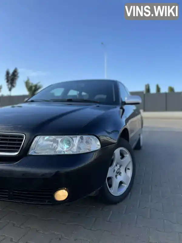 Audi A4 2000, фото з оголошення 1 з 10, VIN WAUZZZ8DZ1A059403