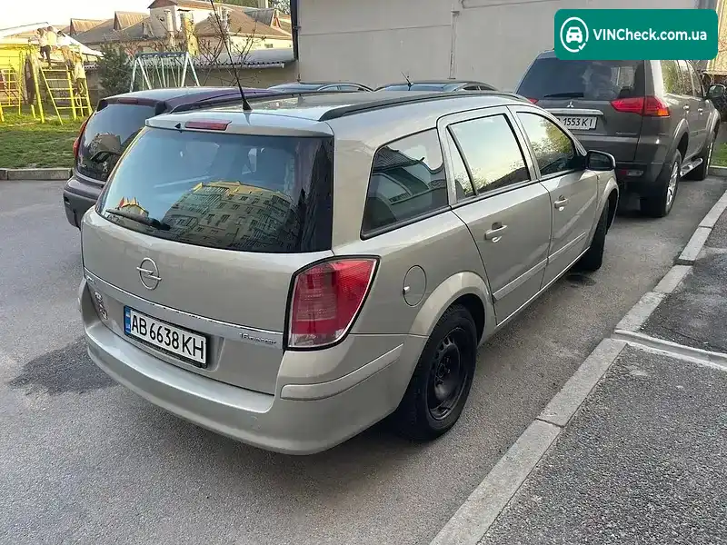 Opel Astra 2005, фото з оголошення 2 з 14, VIN W0L0AHL3552183155