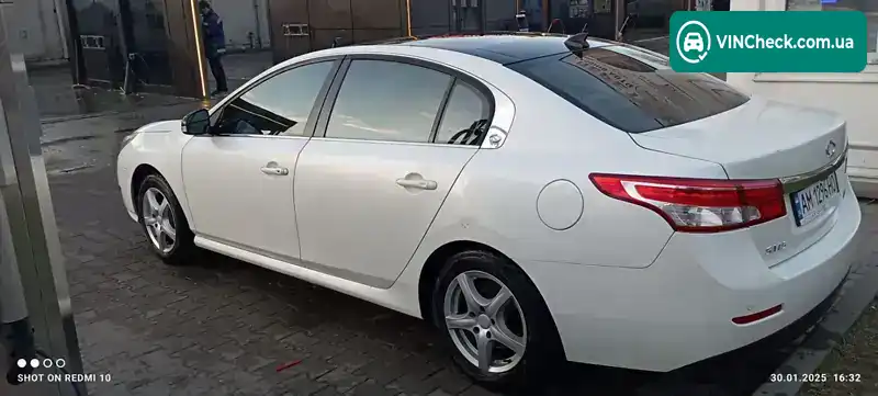 Renault Latitude 2010, фото з оголошення 2 з 21, VIN KNMA4C2BMAP004908