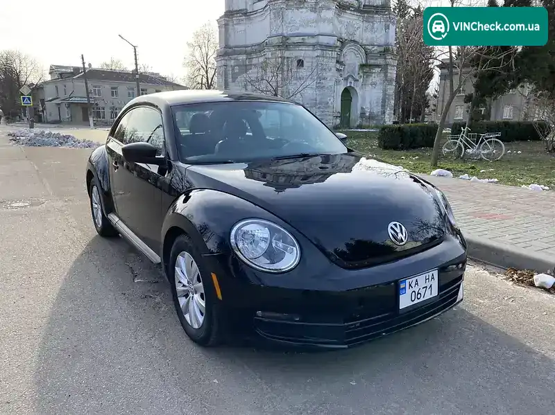 Volkswagen Beetle 2015, фото з оголошення 2 з 20, VIN 3VWF17AT7FM636927