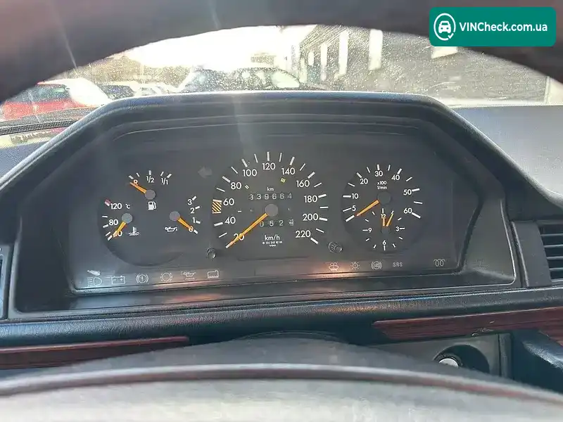 Mercedes-Benz E-Class 1995, фото з оголошення 2 з 10, VIN WDB1241311J078340