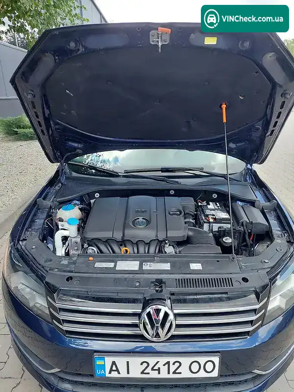 Volkswagen Passat 2012, фото з оголошення 2 з 17, VIN 1VWBP7A31DC042667
