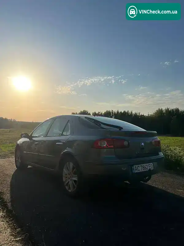 Renault Laguna 2007, фото з оголошення 2 з 18, VIN VF1BGCPBA37239025