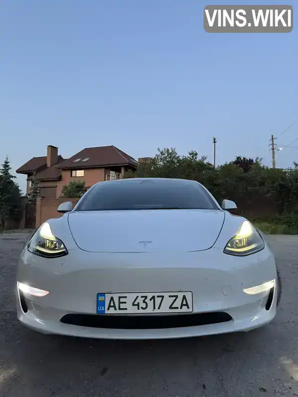 Tesla Model 3 2022, фото з оголошення 2 з 21, VIN 5YJ3E1EB8NF274490
