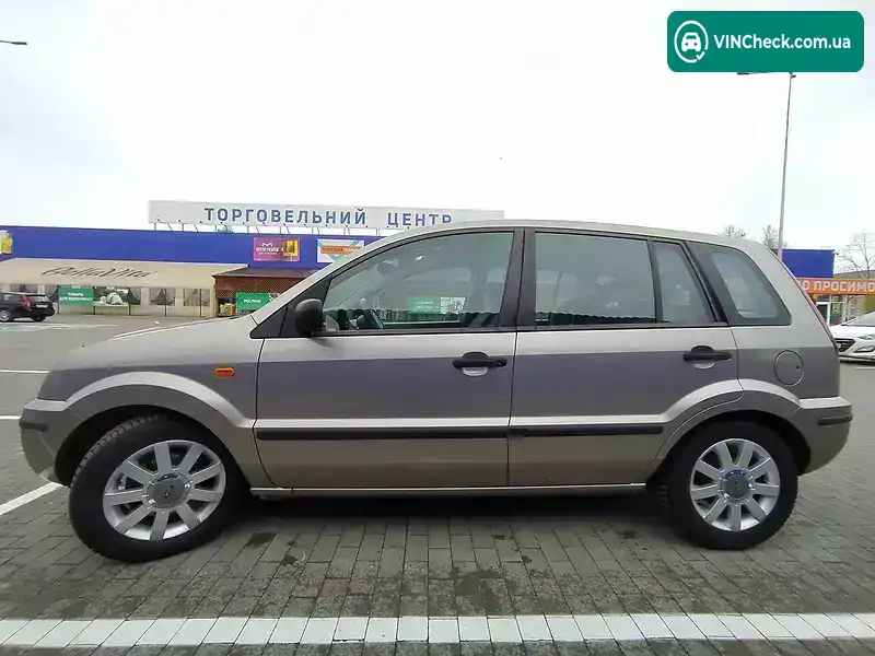 Ford Fusion 2002, фото з оголошення 2 з 20, VIN WF0UXXGAJU2A48346