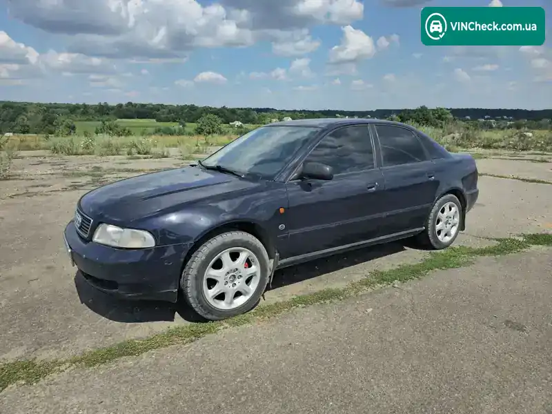 Audi A4 1996, фото з оголошення 2 з 14, VIN WAUZZZ8DZTA115353