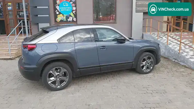 Mazda MX-30 2020, фото з оголошення 2 з 21, VIN JMZDR1WBJ00106120