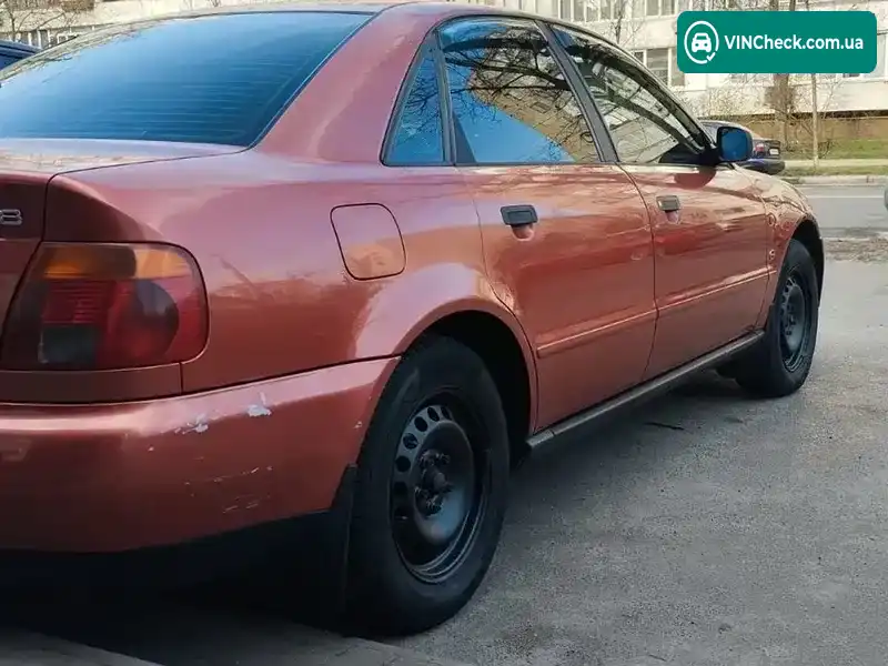 Audi A4 1995, фото з оголошення 2 з 12, VIN WAUZZZ8DZTA037465