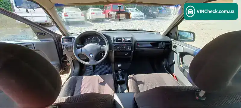 Opel Vectra 1992, фото з оголошення 1 з 9, VIN W0L000087N1222471