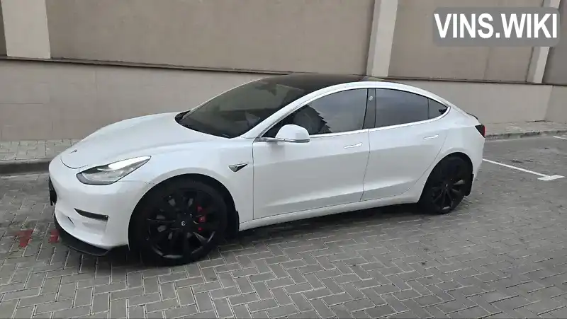 Tesla Model 3 2019, фото з оголошення 1 з 12, VIN 5YJ3E7EBXKF518350