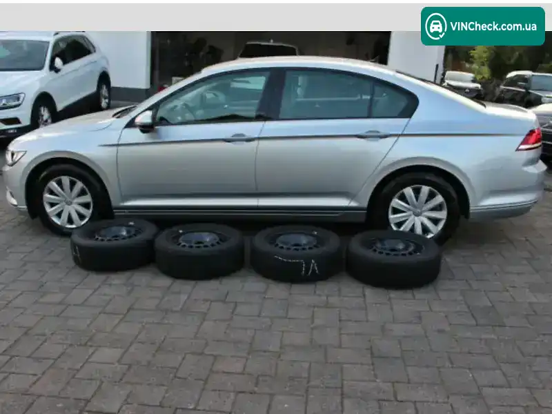 Volkswagen Passat 2018, фото з оголошення 2 з 20, VIN WVWZZZ3CZJE125115