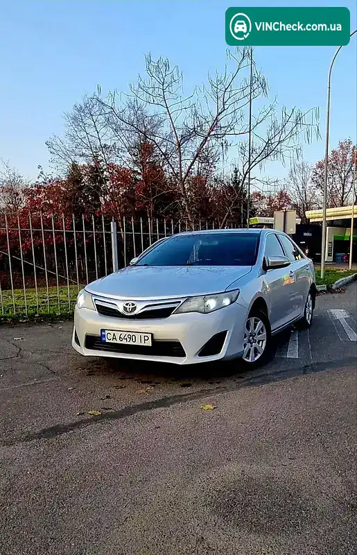 Toyota Camry 2012, фото з оголошення 2 з 19, VIN 6T1BF9FK2DX416486