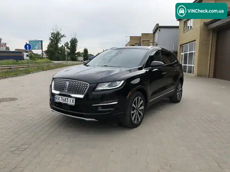Lincoln MKC 2019, фото з оголошення 2 з 20, VIN 5LMCJ3D90KUL33663